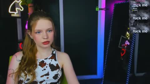 Snapshot of vivy_star chatting on May 25, 6:36 pm vivy_star online show from May 25, 6:36 pm