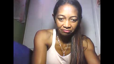 Snapshot of vixen_lina chatting on May 2, 1:49 pm vixen_lina online show from May 2, 1:49 pm