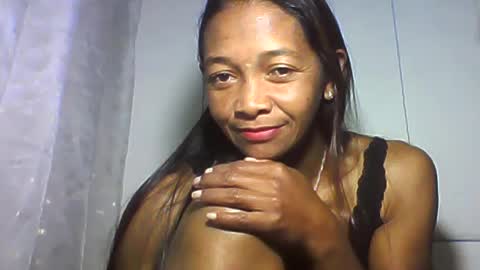 vixen_lina online show from July 2, 6:36 pm