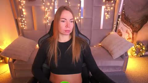 Ur Lady online show from March 1, 9:06 pm