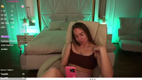Ur Lady online show from June 17, 10:00 pm