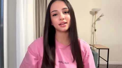 Miss Mia online show from March 9, 1:48 pm