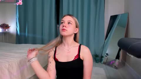 Mila online show from March 14, 7:41 pm