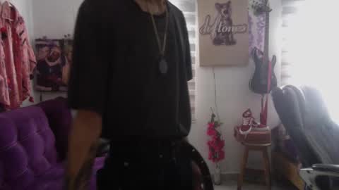 Snapshot of vl21cm chatting on September 8, 6:07 pm vl21cm online show from September 8, 6:07 pm