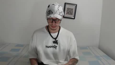 Vlad online show from March 17, 3:33 am