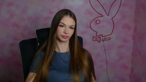 Snapshot of vladaseduction chatting on April 27, 11:30 am Vlada online show from April 27, 11:30 am
