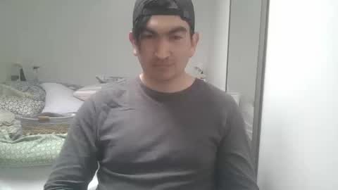 Snapshot of vladir_9 chatting on November 8, 8:07 pm vladir_9 online show from November 8, 8:07 pm