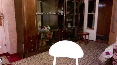 Snapshot of vladiskin chatting on February 3, 11:32 pm Violetta Elysia online show from February 3, 11:32 pm