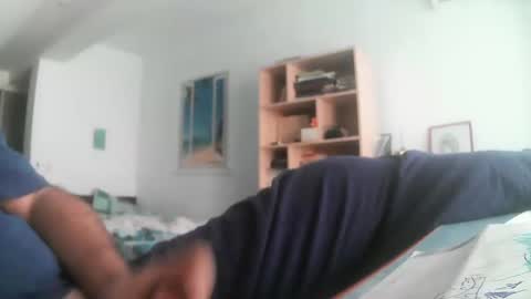 Snapshot of vladuhuh chatting on January 20, 9:03 am vladuhuh online show from January 20, 9:03 am