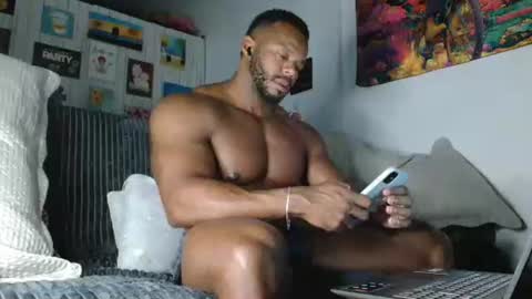 vlarkstone online show from April 4, 7:06 am