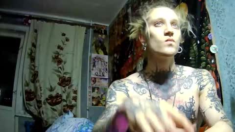 Elf online show from October 30, 4:08 pm