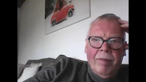 Snapshot of volkeronly chatting on February 5, 1:22 pm volkeronly online show from February 5, 1:22 pm