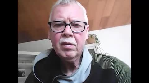 Snapshot of volkeronly chatting on February 17, 1:51 pm volkeronly online show from February 17, 1:51 pm