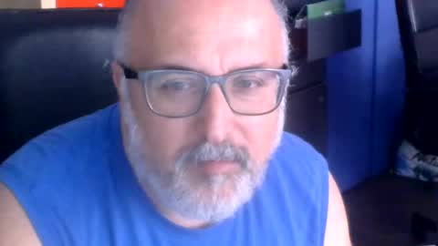 Snapshot of volpi72 chatting on June 17, 11:12 am volpi72 online show from June 17, 11:12 am