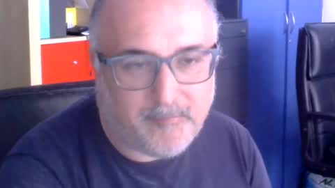 Snapshot of volpi72 chatting on July 3, 10:54 am volpi72 online show from July 3, 10:54 am