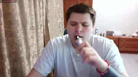 Volshebnik1302 online show from March 21, 10:02 pm