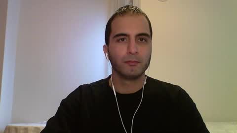 Snapshot of volve5 chatting on February 22, 2:37 pm volve5 online show from February 22, 2:37 pm