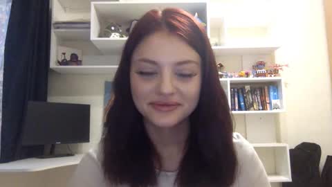 Snapshot of vondalorensen chatting on September 19, 1:56 pm vondalorensen online show from September 19, 1:56 pm