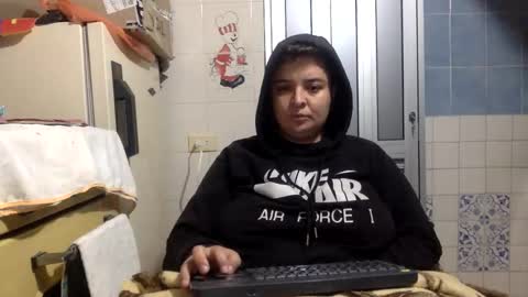 Snapshot of voodkha chatting on February 2, 12:09 am Danny and Ale online show from February 2, 12:09 am