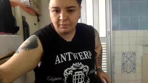 Snapshot of voodkha chatting on February 9, 3:38 pm Danny and Ale online show from February 9, 3:38 pm