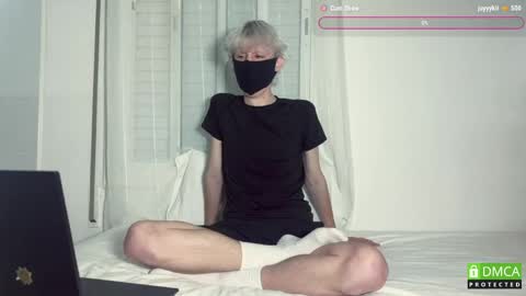 Snapshot of vornyx chatting on May 9, 2:22 pm vornyx online show from May 9, 2:22 pm