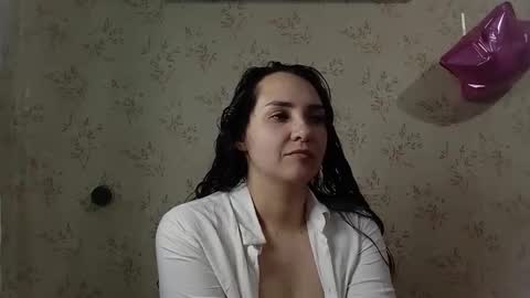 voulezvous_angel online show from February 17, 6:21 am