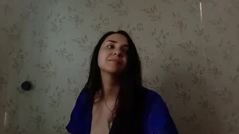 voulezvous_angel online show from March 11, 5:35 am