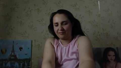 Snapshot of voulezvous_angel chatting on April 30, 8:15 pm voulezvous_angel online show from April 30, 8:15 pm