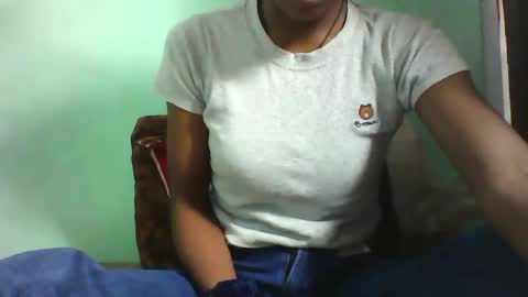 vounialdy online show from February 7, 4:14 pm