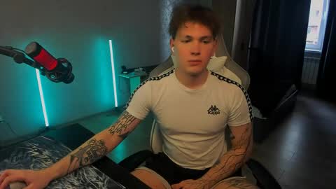 Snapshot of vova_belkin_ chatting on May 31, 3:41 pm vova online show from May 31, 3:41 pm