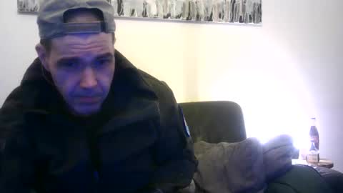 Snapshot of voyeuredeluxe chatting on February 20, 11:49 pm voyeuredeluxe online show from February 20, 11:49 pm