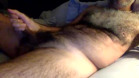 Enjoy guys of all ages if you are not on cam please dont ask for requests if i dont respond dont think im ignoring you i online show from April 5, 9:06 am