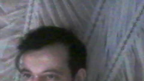 Snapshot of vredesbyrd5 chatting on December 17, 2:44 am VRED online show from December 17, 2:44 am