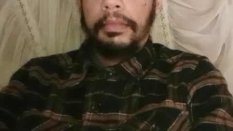 Snapshot of vredesbyrd5 chatting on January 22, 5:05 am VRED online show from January 22, 5:05 am