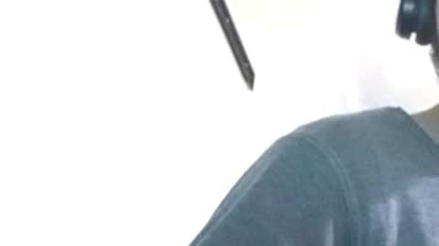 Snapshot of vredesbyrd5 chatting on October 7, 6:54 am VRED online show from October 7, 6:54 am