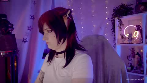 Snapshot of vronnier chatting on September 26, 5:28 pm vronnier online show from September 26, 5:28 pm