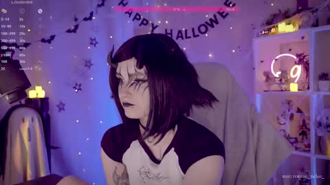 vronnier online show from November 1, 5:15 pm