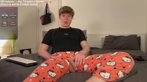 Snapshot of vvladya chatting on March 2, 4:36 pm vvladya online show from March 2, 4:36 pm