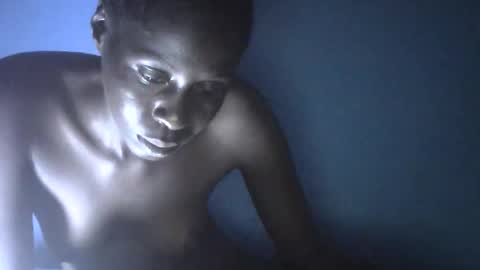 Snapshot of vvuuvvu chatting on February 27, 1:11 pm vvuuvvu online show from February 27, 1:11 pm