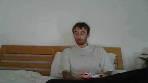 Snapshot of vwelad6969 chatting on December 6, 8:15 am hung boy online show from December 6, 8:15 am