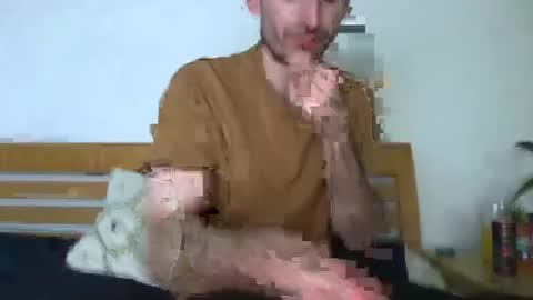 Snapshot of vwelad6969 chatting on January 5, 9:47 pm hung boy online show from January 5, 9:47 pm