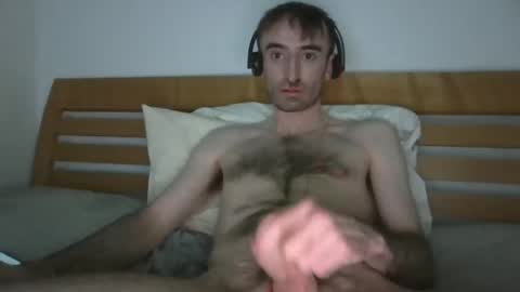 Snapshot of vwelad6969 chatting on March 9, 6:17 am hung boy online show from March 9, 6:17 am