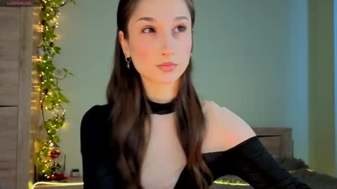 Alice online show from April 2, 10:24 am