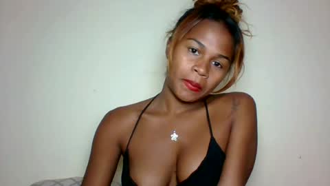 Snapshot of vynarahot chatting on June 11, 5:55 pm vynarahot online show from June 11, 5:55 pm