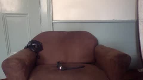 Snapshot of w988358 chatting on May 23, 4:33 pm w111111 online show from May 23, 4:33 pm