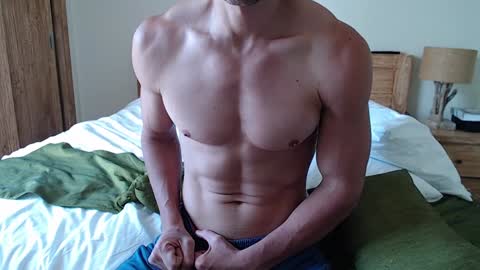 Snapshot of w_witcher chatting on January 7, 1:28 am w_witcher online show from January 7, 1:28 am