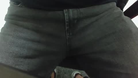 Snapshot of wach09 chatting on February 5, 8:24 pm Wach online show from February 5, 8:24 pm