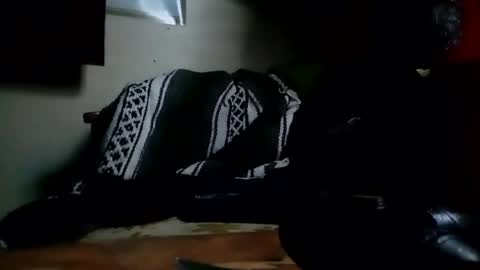 Snapshot of waffywaff77 chatting on December 13, 4:27 pm waffywaff77 online show from December 13, 4:27 pm