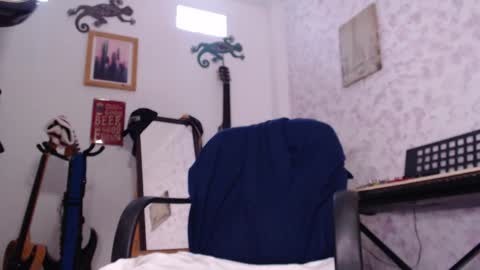 Snapshot of wake_and_bakee chatting on March 13, 10:16 pm John online show from March 13, 10:16 pm