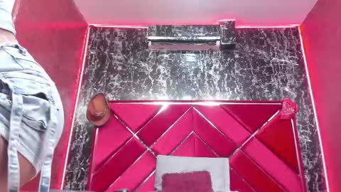 Snapshot of waleskabbw_ass chatting on February 7, 11:47 am waleska online show from February 7, 11:47 am